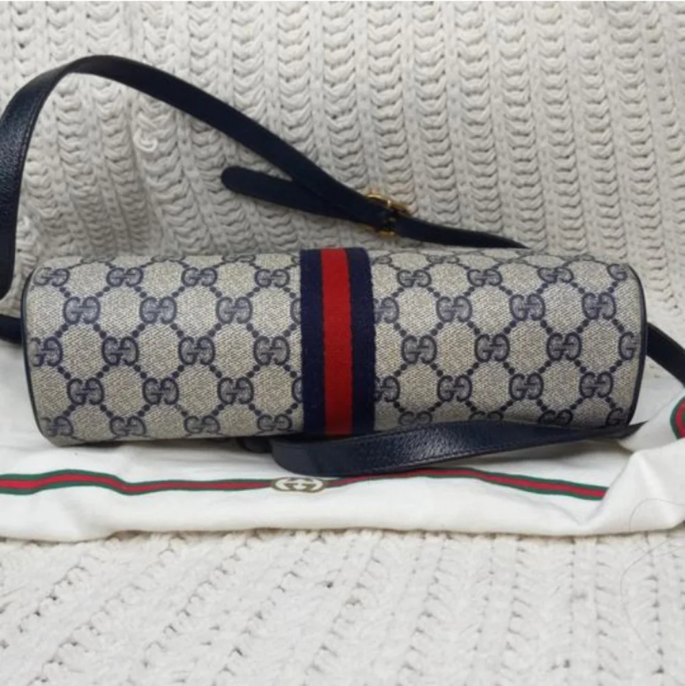 Authentic Vintage Gucci GG Monogram Supreme Sherry Web Ophidia Camera Crossbody - Picture 6 of 10